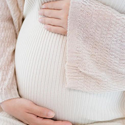 它只靠抖🇮🇩音神曲和算法推荐🐡就拔地而起，月活👨‍🎤⚱冲到1.✒2亿，保持👐